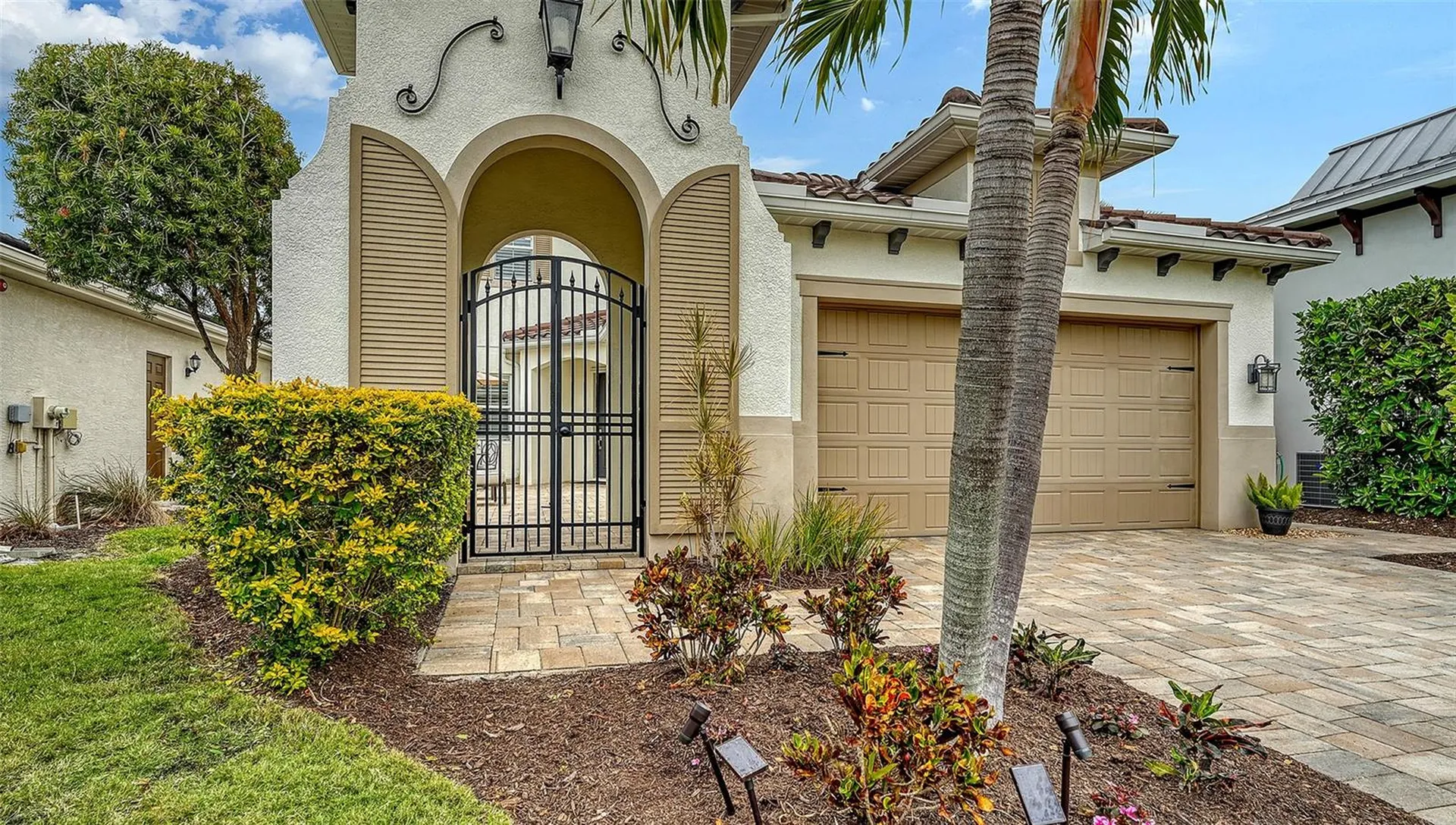 4209 5th Avenue NE Bradenton FL 34208