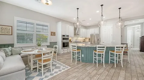 4209 5th Avenue NE Bradenton FL 34208