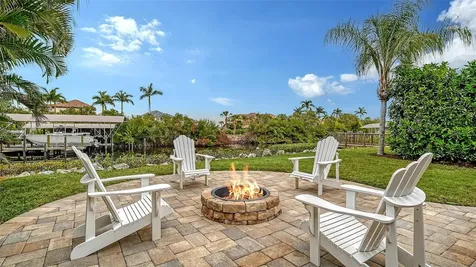 4209 5th Avenue NE Bradenton FL 34208