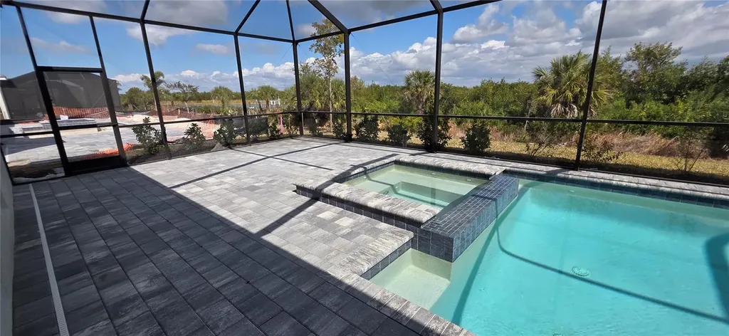 8006 Lakes Edge Lane Port Charlotte FL 33981