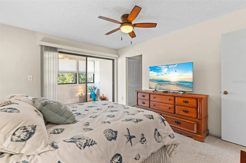 6474 Draw Lane Sarasota FL 34238