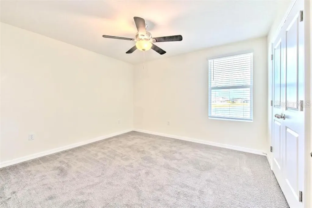 2785 Gardiner Lane Zephyrhills FL 33541
