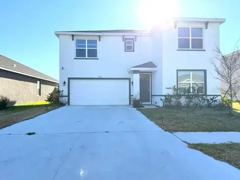 2785 Gardiner Lane Zephyrhills FL 33541
