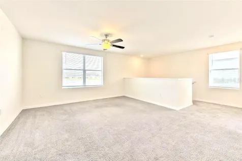 2785 Gardiner Lane Zephyrhills FL 33541