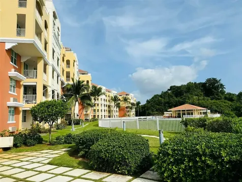 1 Cond. Puerta Del Mar Aguadilla PR 00603