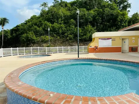 1 Cond. Puerta Del Mar Aguadilla PR 00603