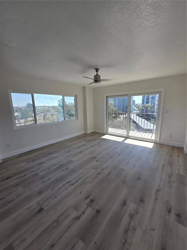 650 Island Way Clearwater Beach FL 33767
