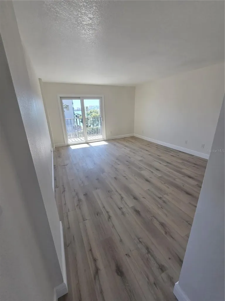 650 Island Way Clearwater Beach FL 33767