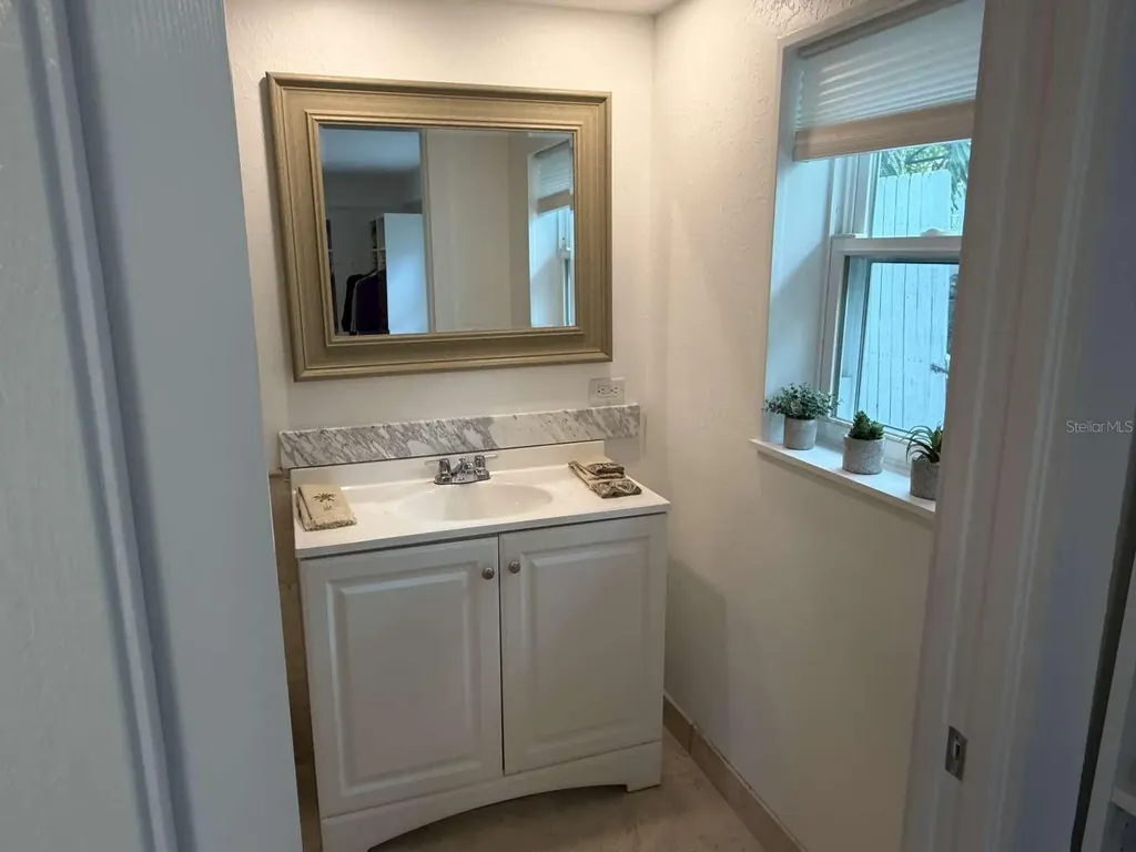 751 Fox Street Longboat Key FL 34228