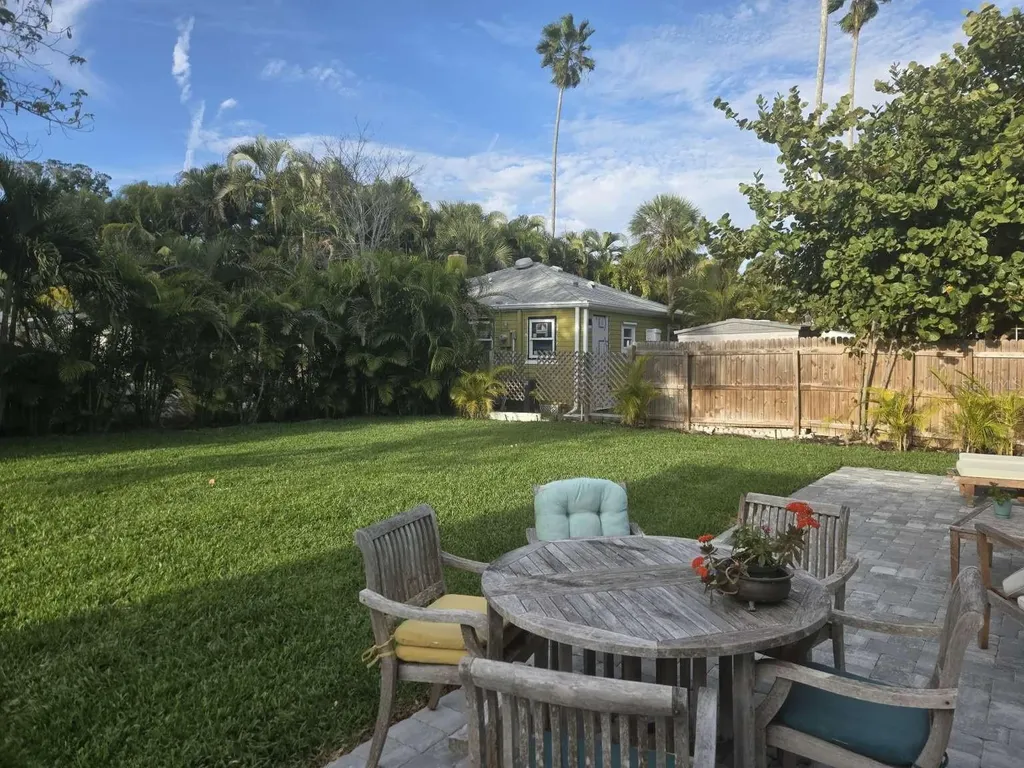 751 Fox Street Longboat Key FL 34228