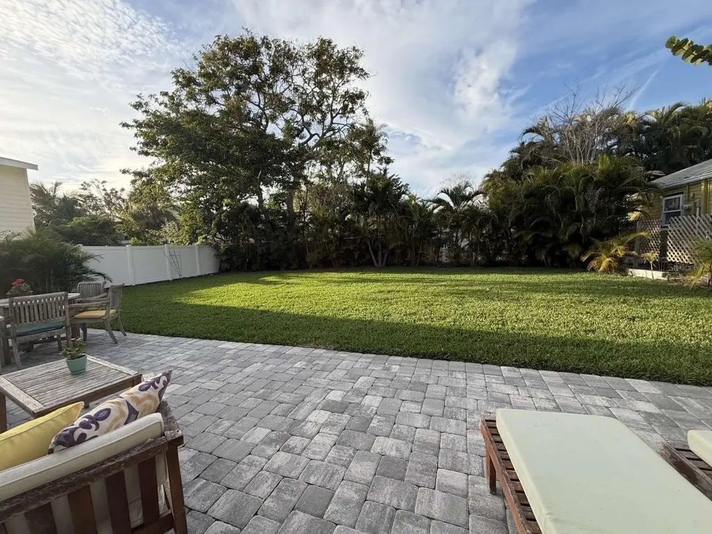 751 Fox Street Longboat Key FL 34228