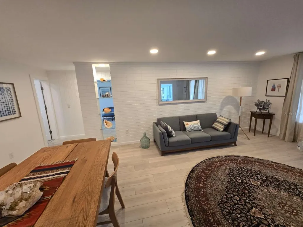 751 Fox Street Longboat Key FL 34228