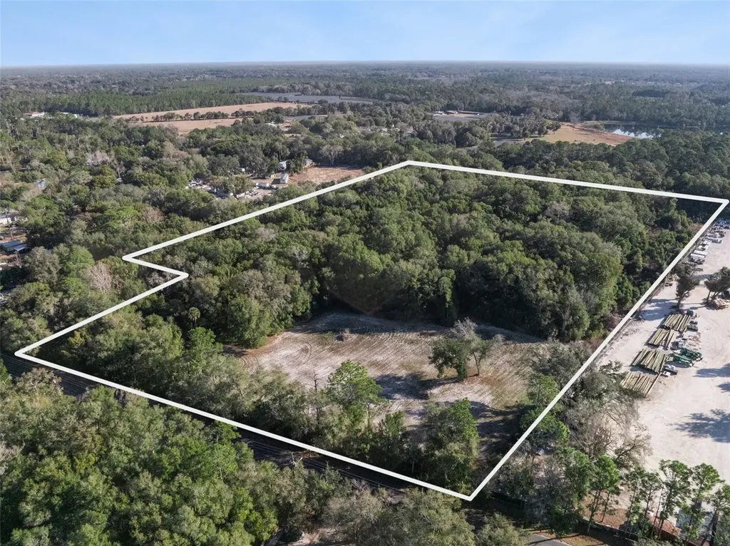 589 S Volusia Avenue Pierson FL 32180