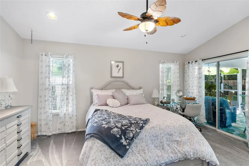 7815 Geneva Lane Sarasota FL 34243