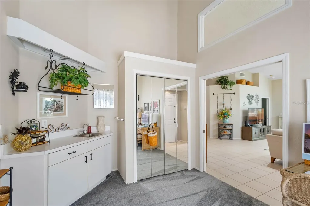 7815 Geneva Lane Sarasota FL 34243