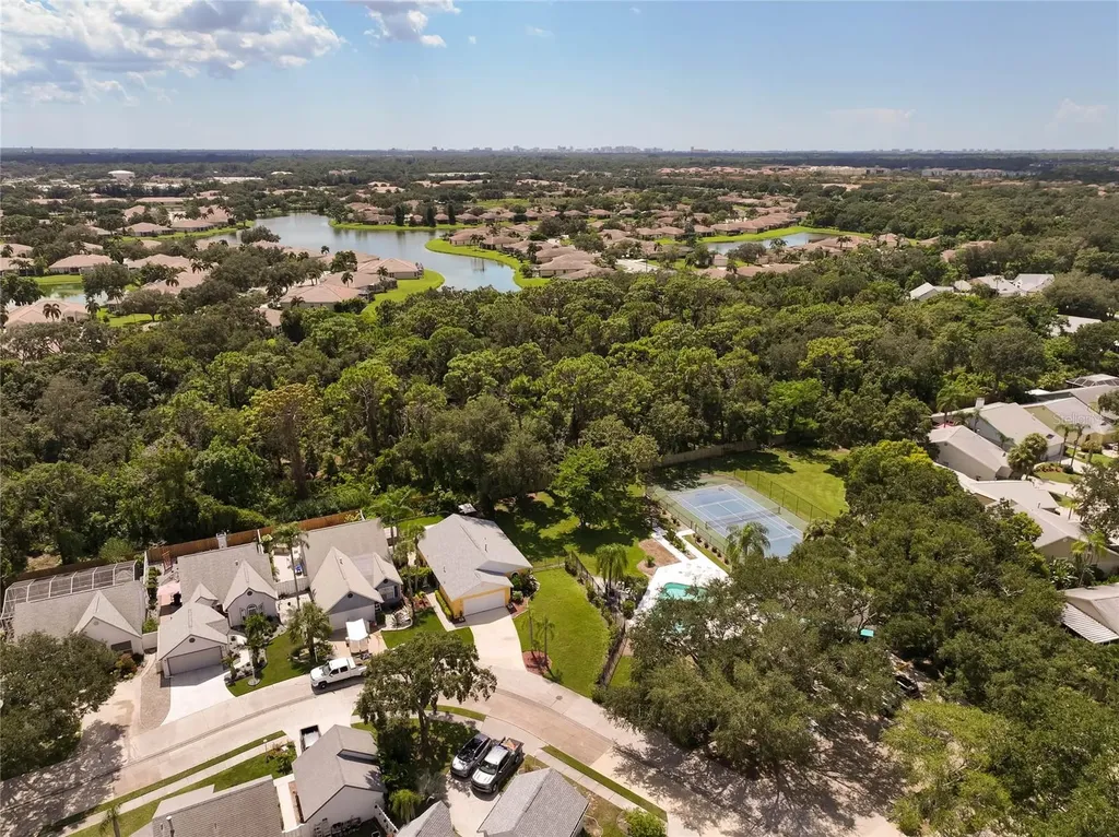 7815 Geneva Lane Sarasota FL 34243