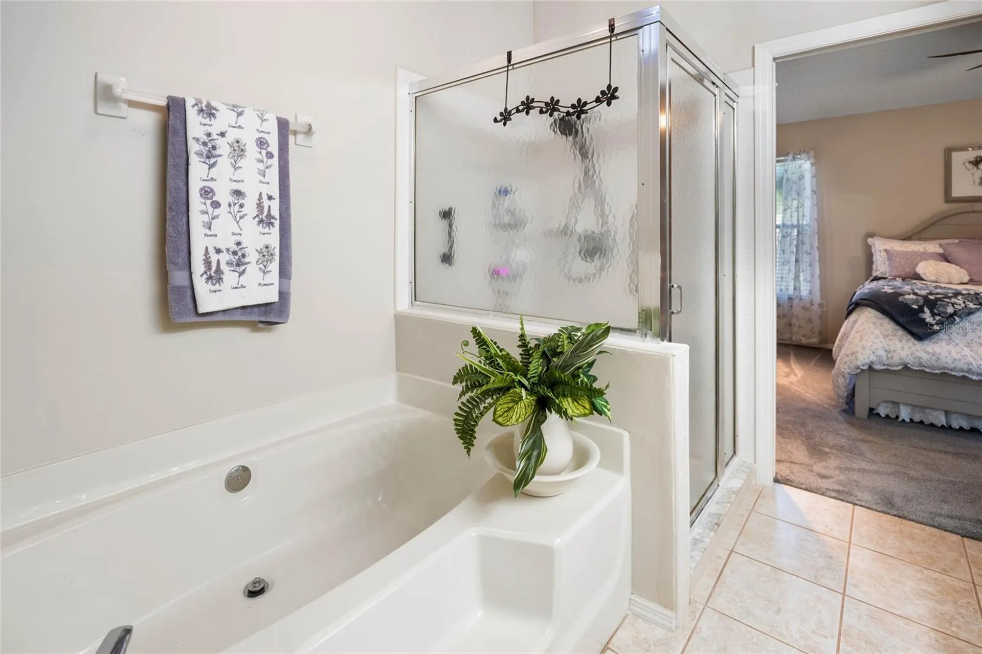 7815 Geneva Lane Sarasota FL 34243