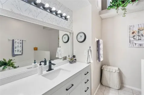 7815 Geneva Lane Sarasota FL 34243