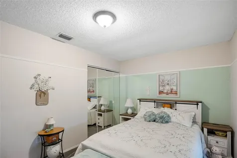 7815 Geneva Lane Sarasota FL 34243