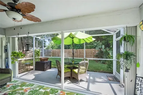 7815 Geneva Lane Sarasota FL 34243
