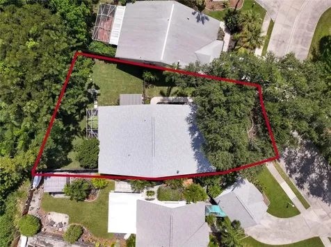 7815 Geneva Lane Sarasota FL 34243