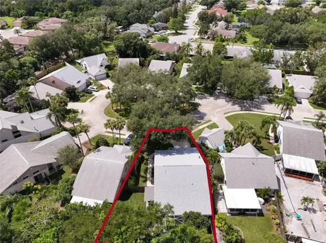 7815 Geneva Lane Sarasota FL 34243