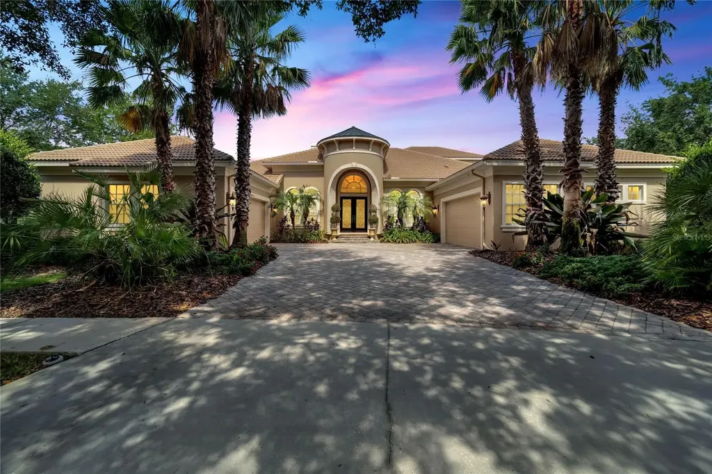15101 Kestrelglen Way Lithia FL 33547
