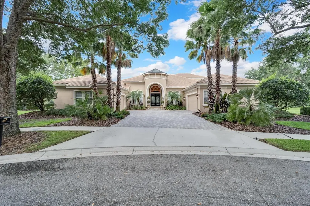 15101 Kestrelglen Way Lithia FL 33547