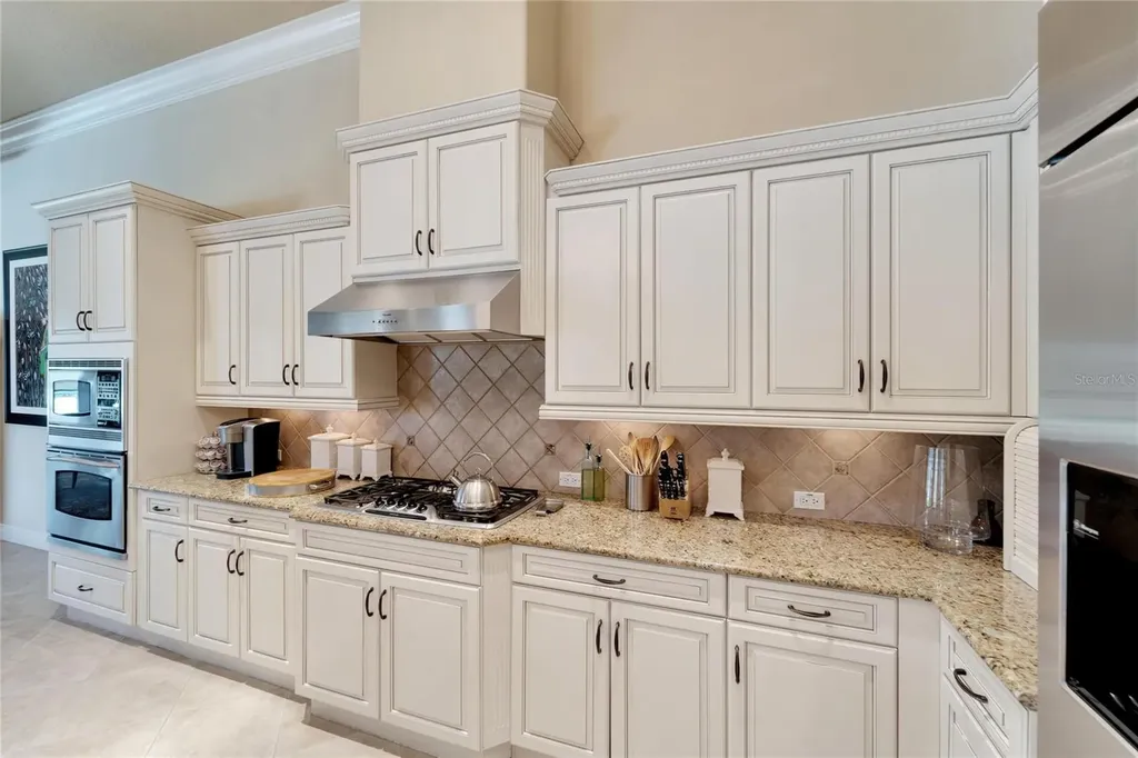 15101 Kestrelglen Way Lithia FL 33547