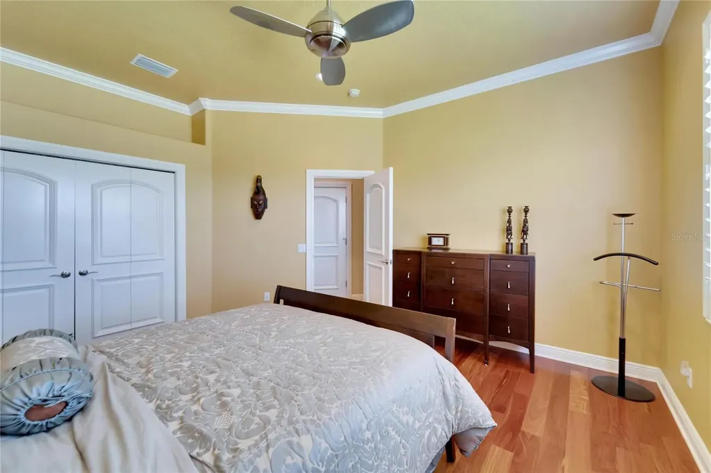 15101 Kestrelglen Way Lithia FL 33547