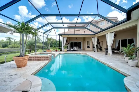 15101 Kestrelglen Way Lithia FL 33547