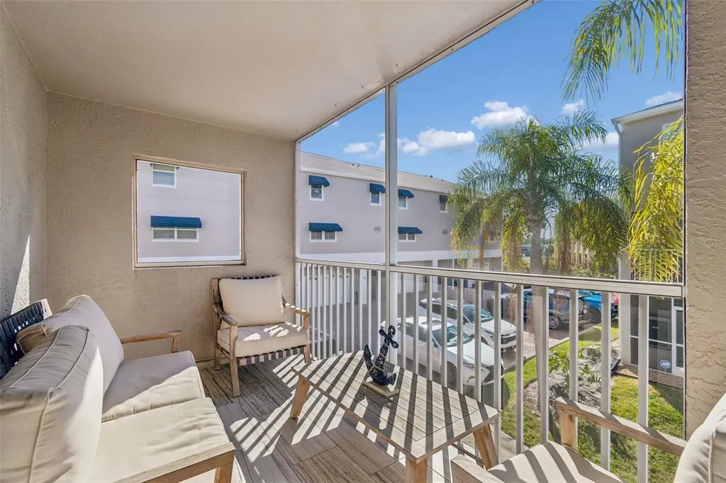 1117 Pinellas Bayway S St Petersburg FL 33715