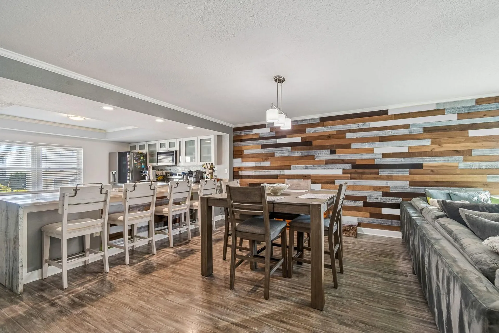 1117 Pinellas Bayway S St Petersburg FL 33715