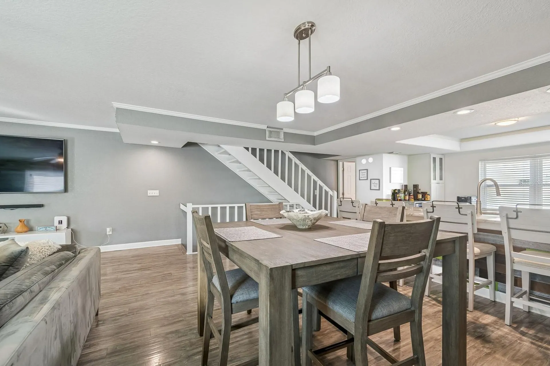 1117 Pinellas Bayway S St Petersburg FL 33715