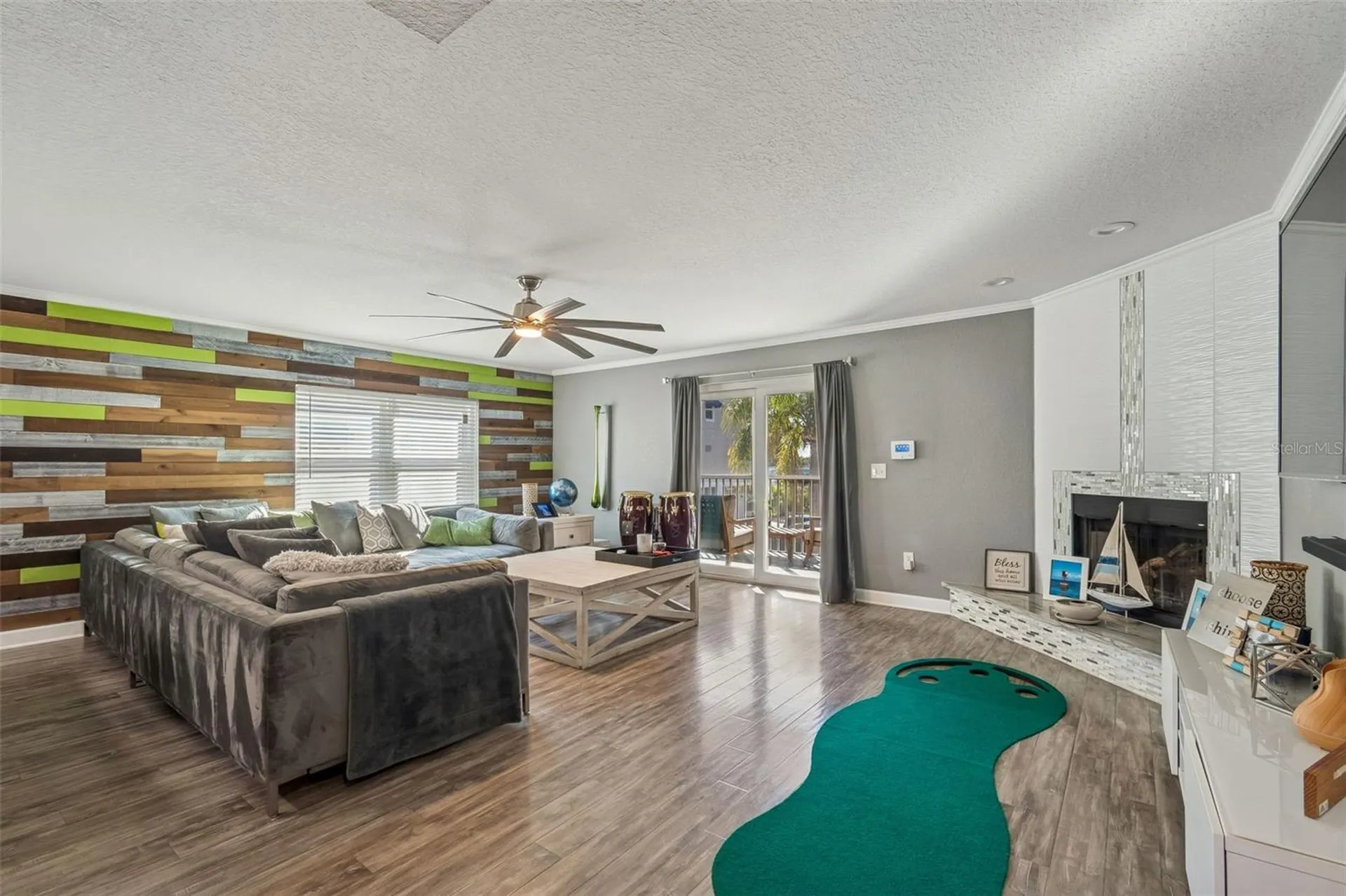 1117 Pinellas Bayway S St Petersburg FL 33715