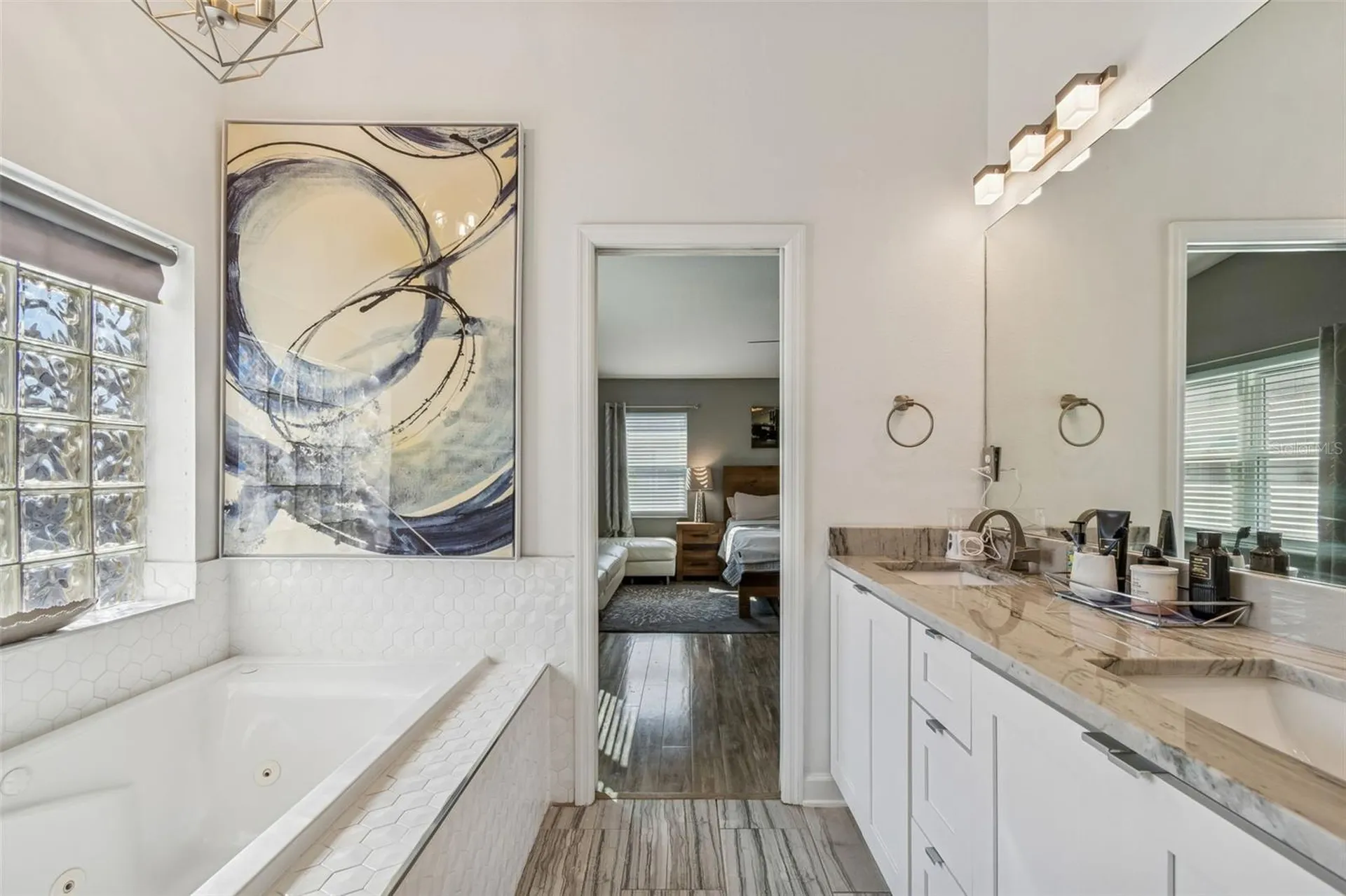 1117 Pinellas Bayway S St Petersburg FL 33715