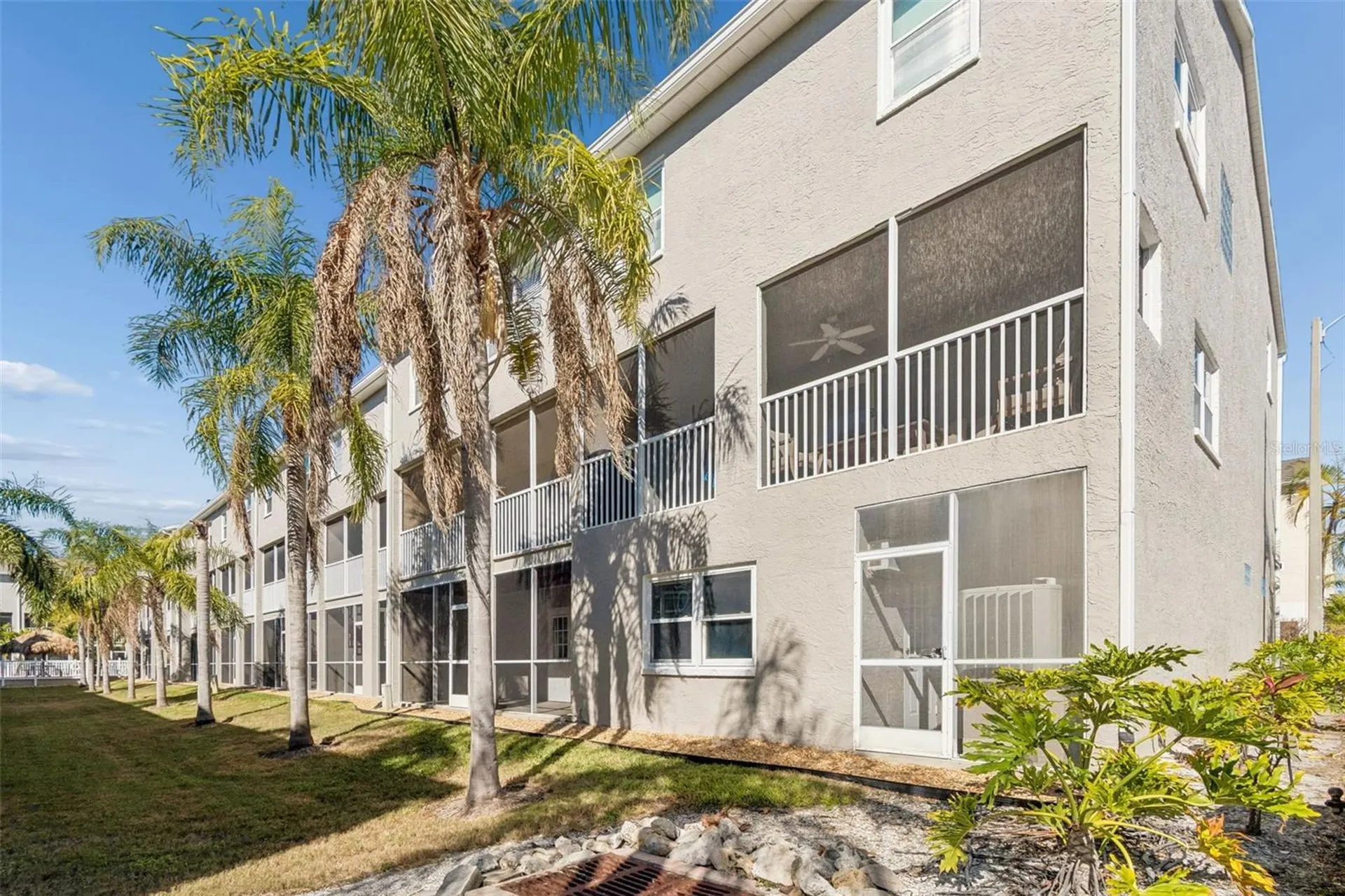 1117 Pinellas Bayway S St Petersburg FL 33715