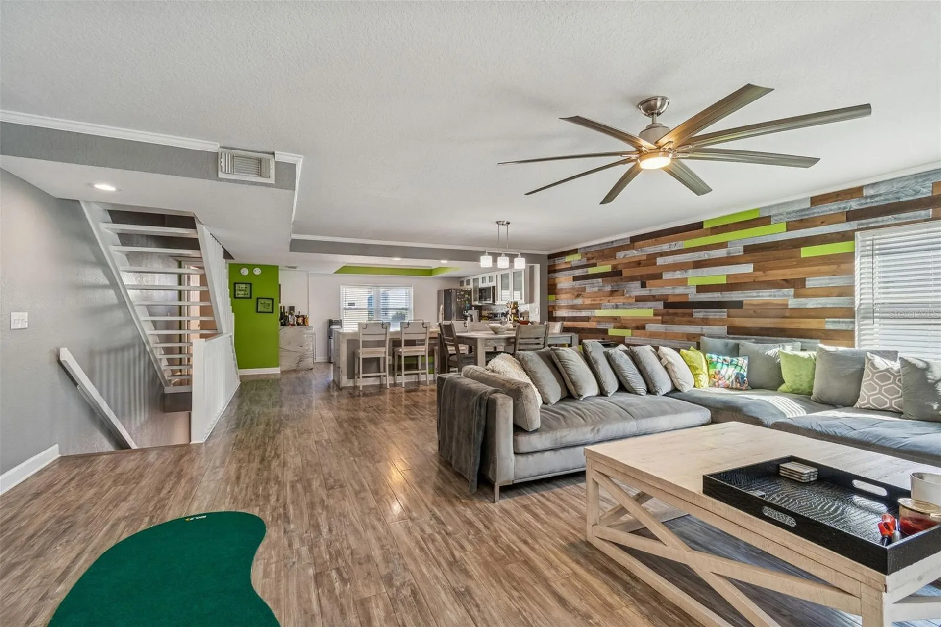 1117 Pinellas Bayway S St Petersburg FL 33715