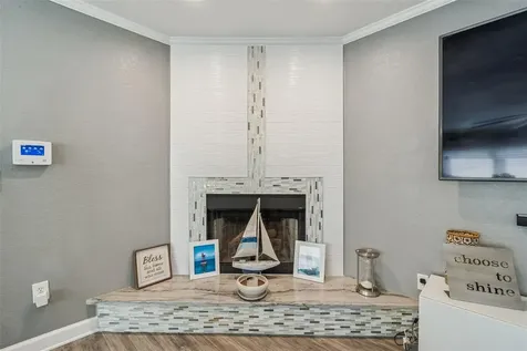 1117 Pinellas Bayway S St Petersburg FL 33715