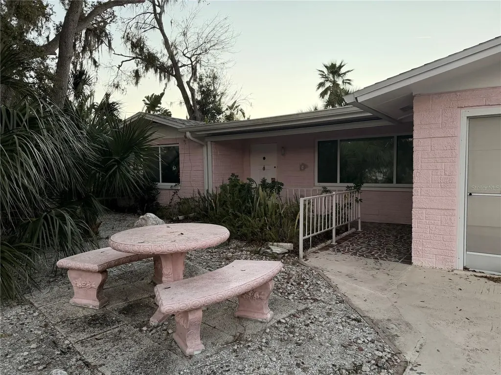 7127 Peninsular Drive New Port Richey FL 34652