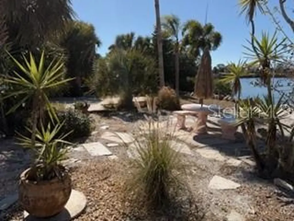 7127 Peninsular Drive New Port Richey FL 34652