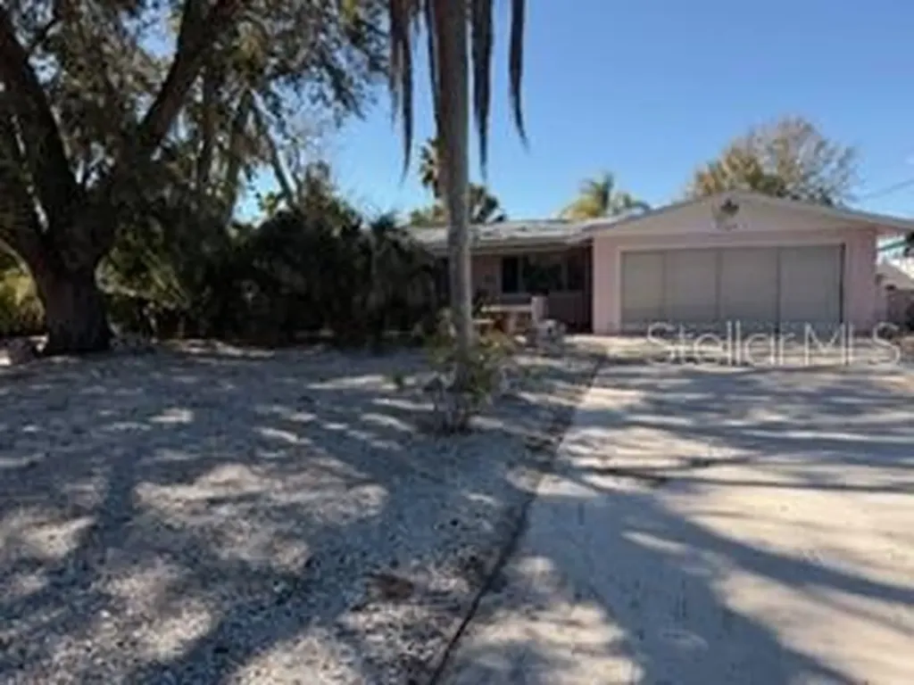 7127 Peninsular Drive New Port Richey FL 34652