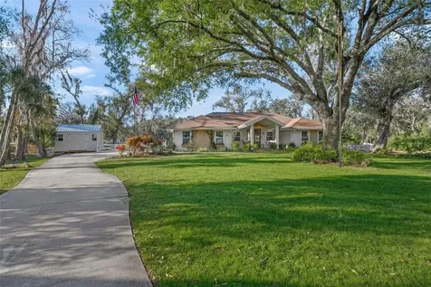 9003 63rd Avenue Drive E Bradenton FL 34202