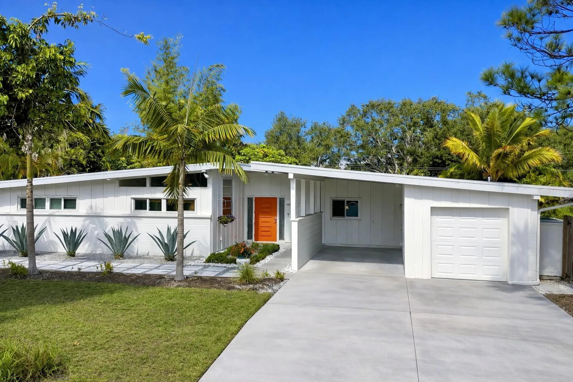 Sarasota FL, 2715 Valencia Drive