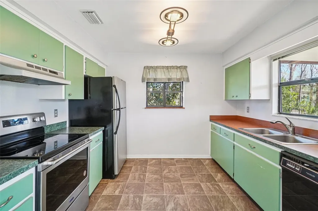 18411 Autumn Mist Drive Lutz FL 33549