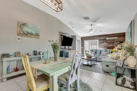 5104 Dandelion Street Apollo Beach FL 33572