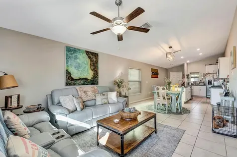 5104 Dandelion Street Apollo Beach FL 33572