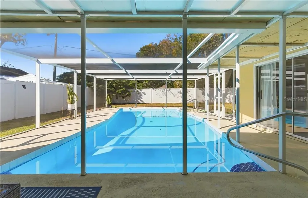 305 N Conrad Avenue Sarasota FL 34237