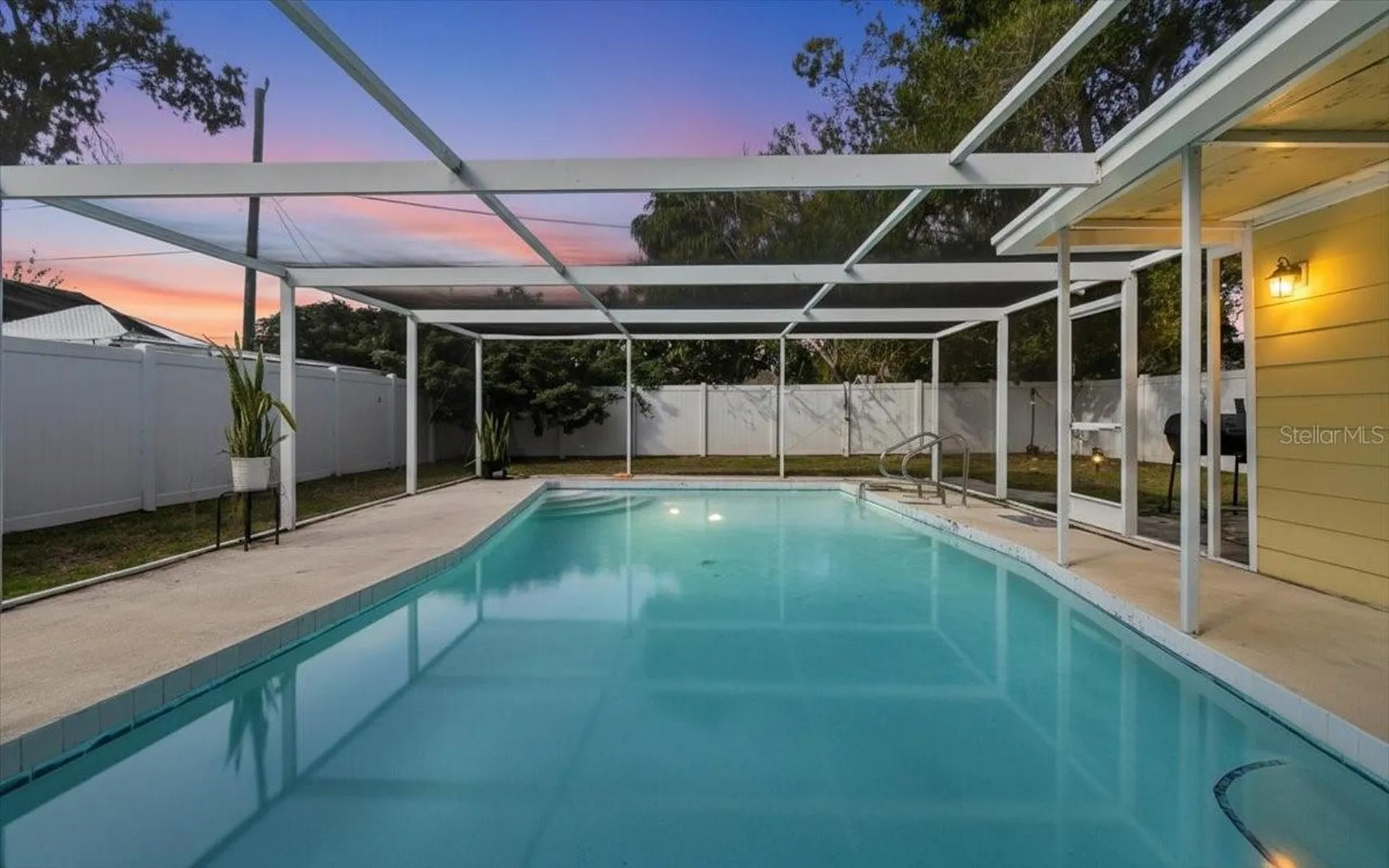 305 N Conrad Avenue Sarasota FL 34237