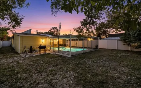305 N Conrad Avenue Sarasota FL 34237